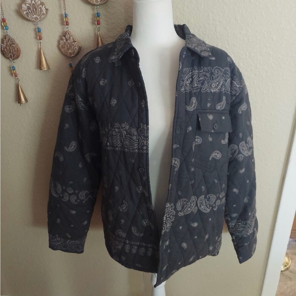 Original Use Shirt Jacket Mens Small Grey Paisley Flannel Quilted Sweater